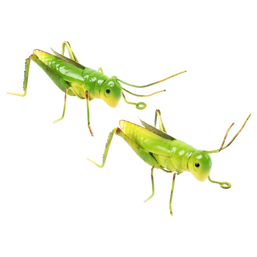 

2pcs Simulation Ornaments Iron Locust Garden Decor Tropical Insect Model Yard Statue Home Accessories