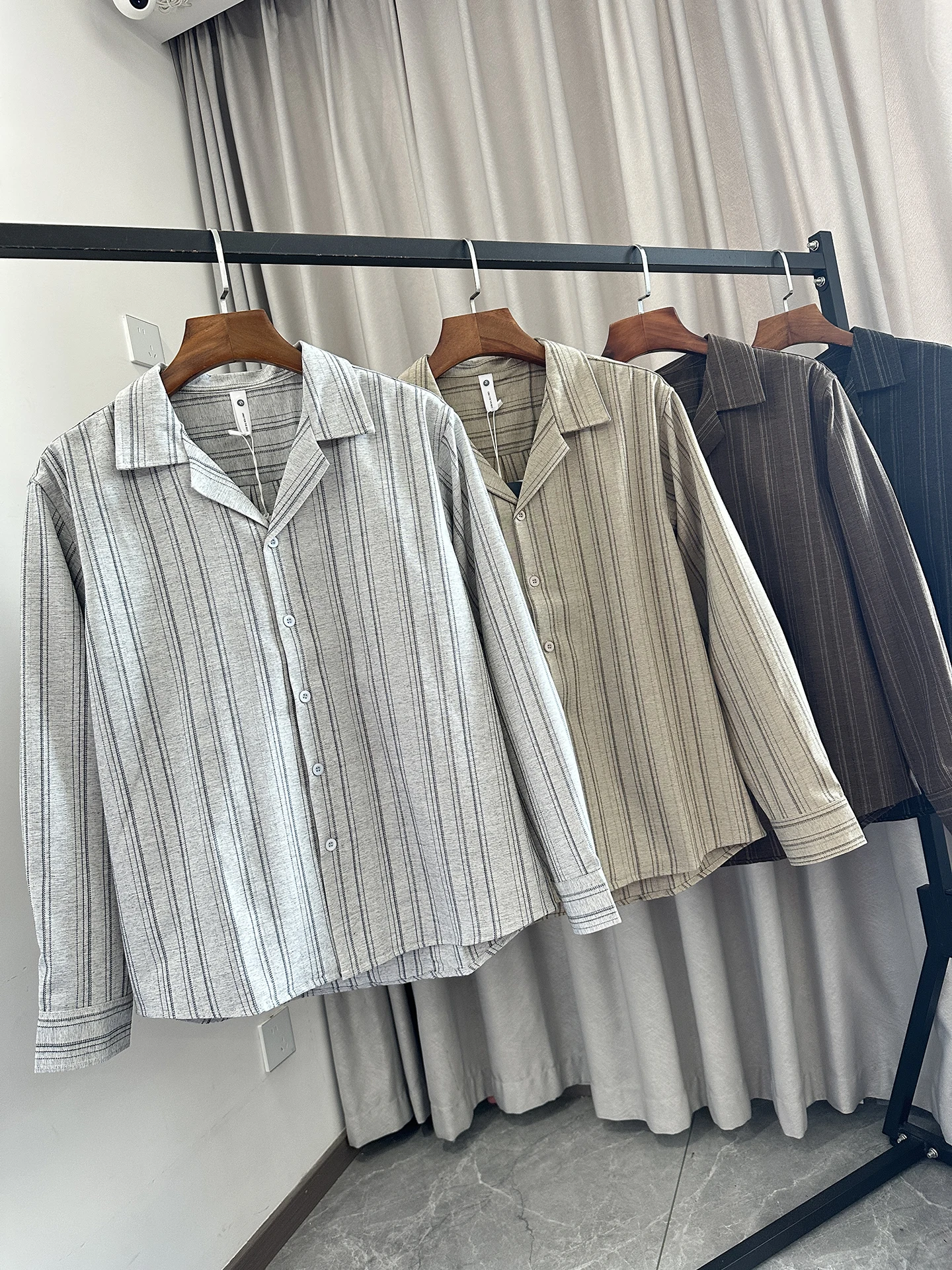 Retro Striped Men's Casual Long Sleeve Shirt Drapey Collared Autumn Fashionable Comfortable Breathable Loose Fit Chinese Brand