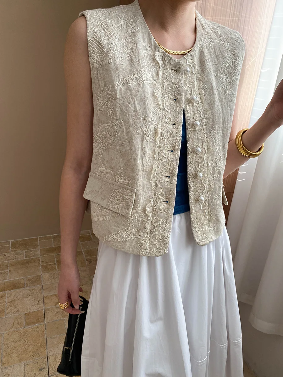 

Spring and summer women's casual solid color round neck embroidered vest