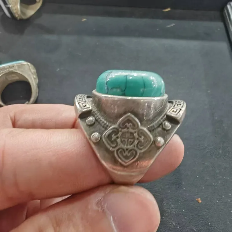 Vintage Ethnic Round Turquoise Finger Ring Unisex Retro Geometric Carved Metal Band Bohemian Statement Jewelry For Men Women