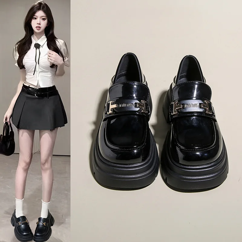 2025 Autumn New Women's Thick Soled Block Heel Student Leather Shoes Versatile French Loafer Slip On Casual Shoes