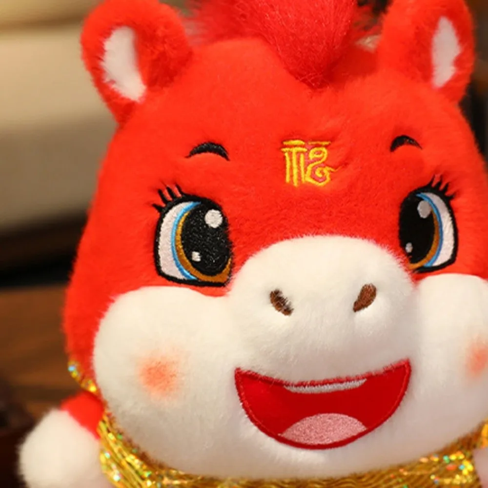 Adorabili bambole mascotte cavallo bambola di peluche carino buona fortuna cavallo farcito giocattolo soffice Kawaii zodiaco pony figurine arredamento festivo