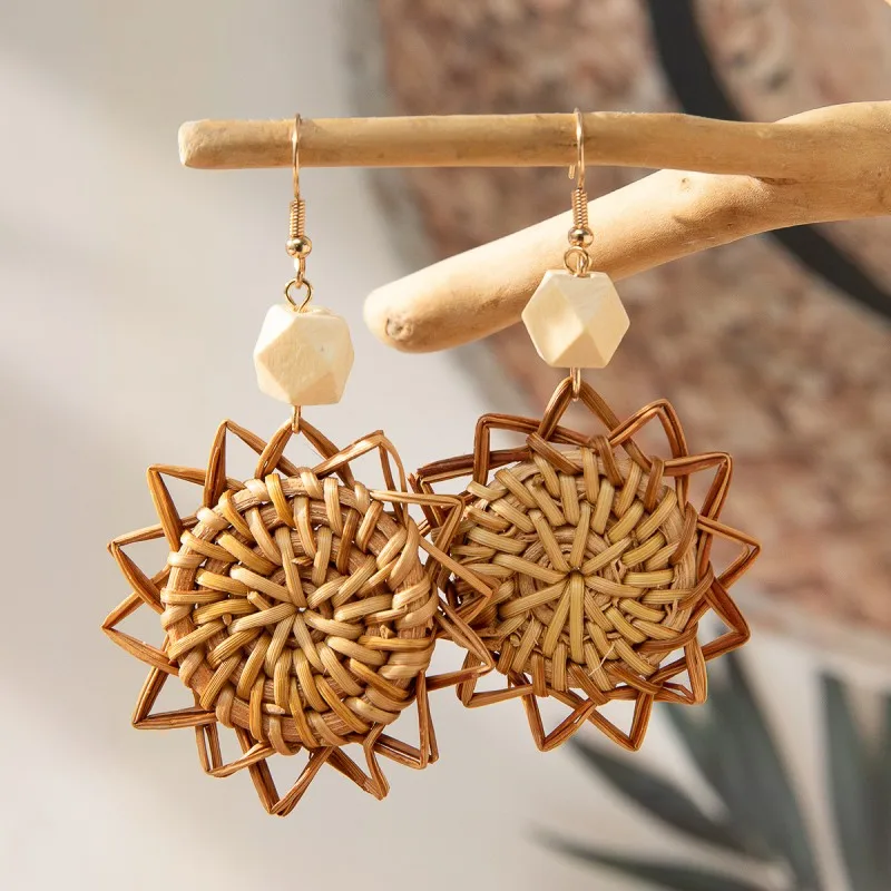 

Creative Flower Rattan Earrings Exaggerate Bohemian Geometric Earrings For Women Handmaking Rattan Jewelry Statement Accessories