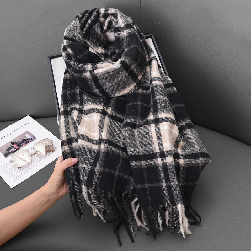 

High Quality 100% Wool Scarf Winter Autumn Women Pure Wool Scaves Women's New British Style Warm Muffler Female Cold Day Wh10
