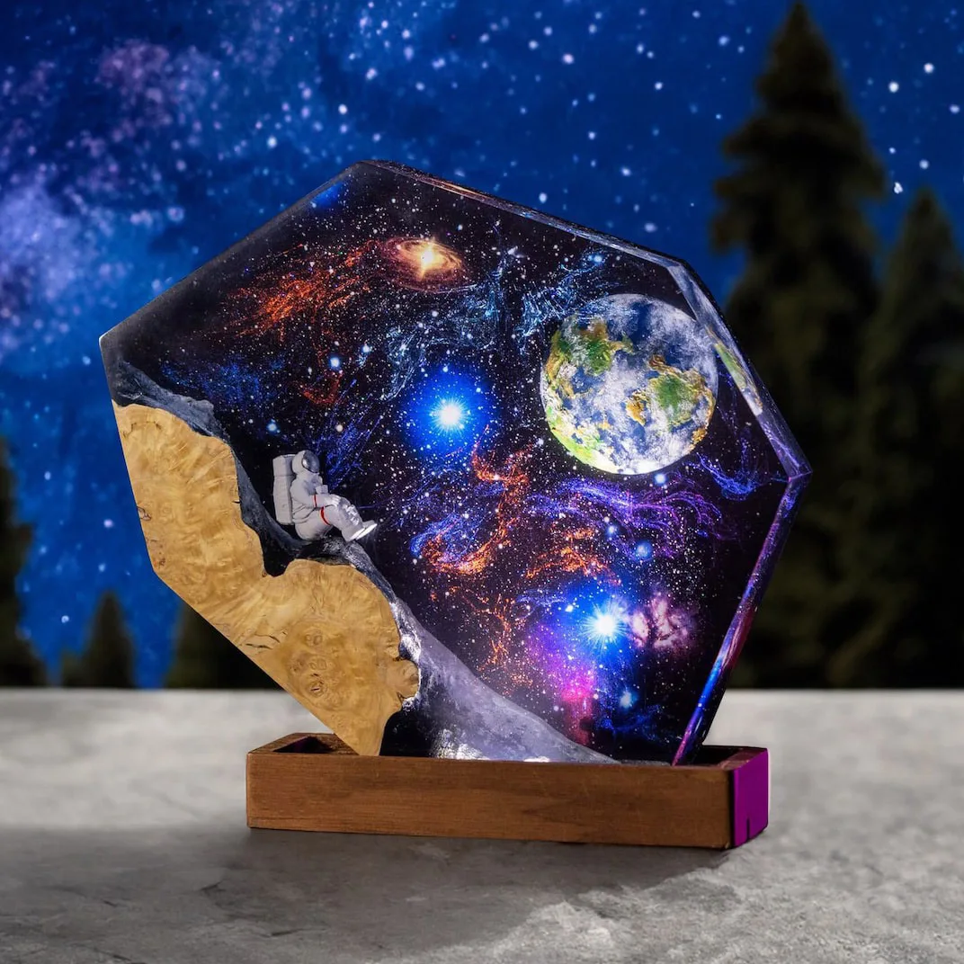 Astronaut Epoxy Resin Night Light, Space Galaxy, Resin Wood Base, Art Light, Space Astronaut Nightlight