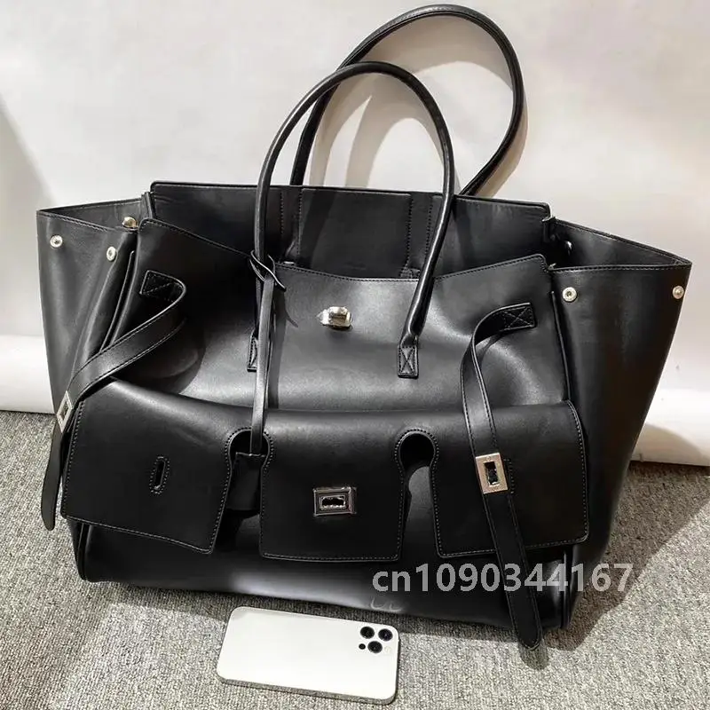 Luxury Designer Black Bag Large Capacity Travel Luggage Bag High Quality Square Buckle Design Shoulder Handbag Shopper Women Bag