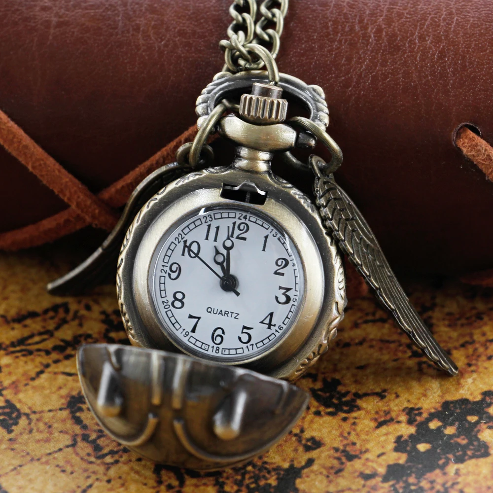 Magic Ball Pendant Bronze Ball Case Quartz Pocket Watch Roman Digital Vintage Watch Men's and Women's Souvenir