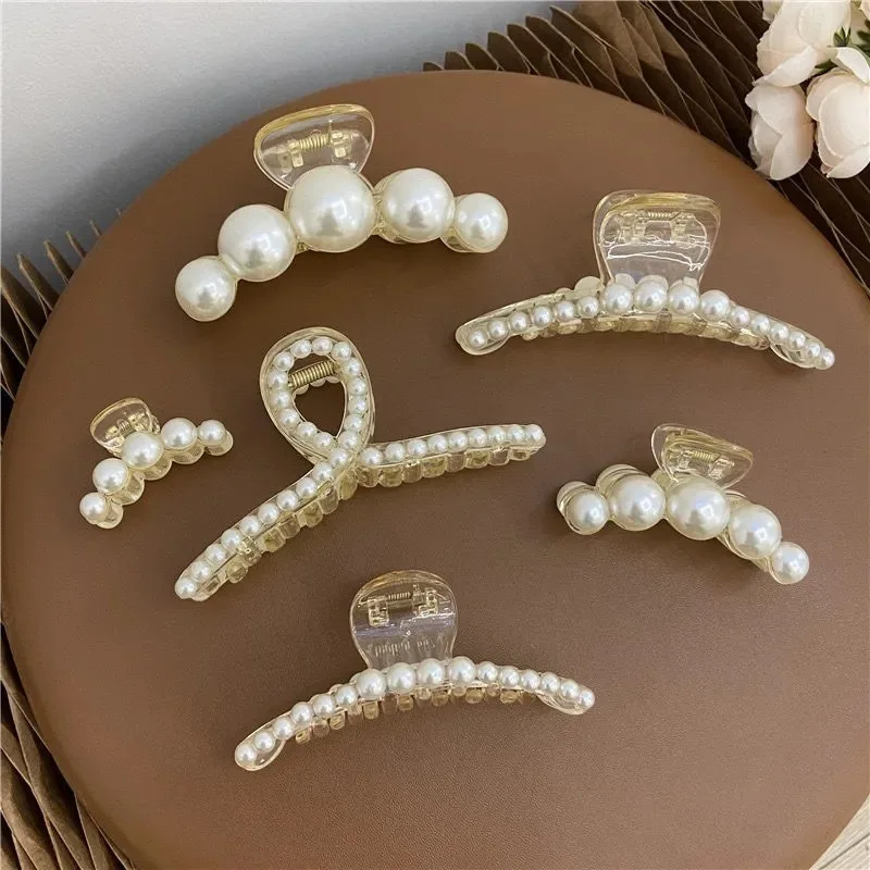 Elegant Big Pearls Hair Claws Clips for Women Big Size Acrylic Headwear Hairpins Hair Shark Clip Hair Accessories for Women