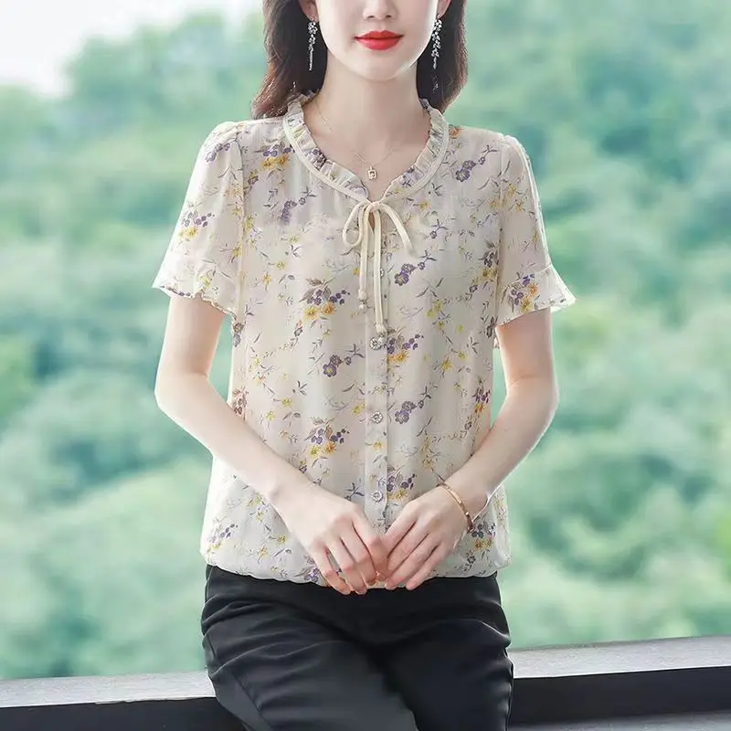 

Floral Chiffon Shirt for Women in Summer New Spring and Autumn Fashionable Short-sleeved Top