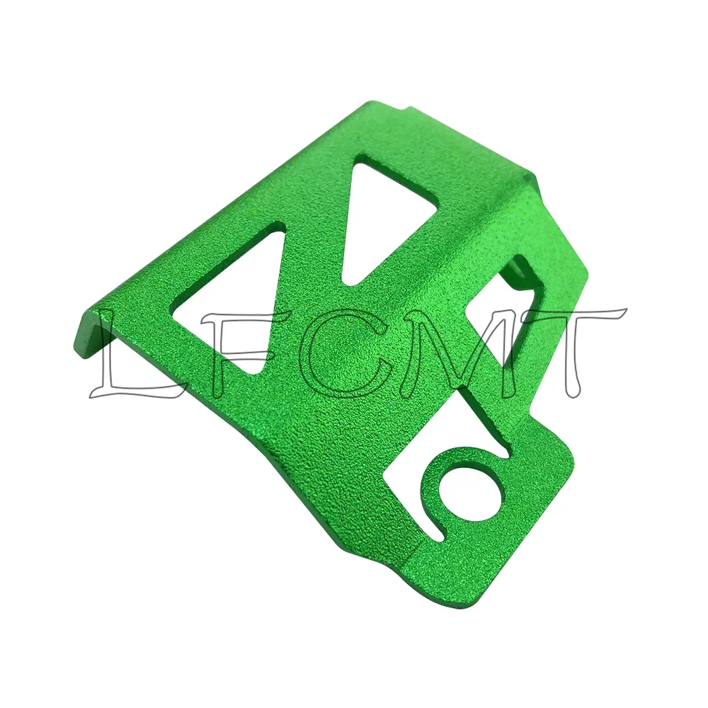 Motorcycle Rear Brake Fluid Reservoir Guard Motorcycle Oil Cup Cover Protector Fit for Yamaha YZFR6 YZFR3 YZFR1 YZF R1 R3 R6 R25