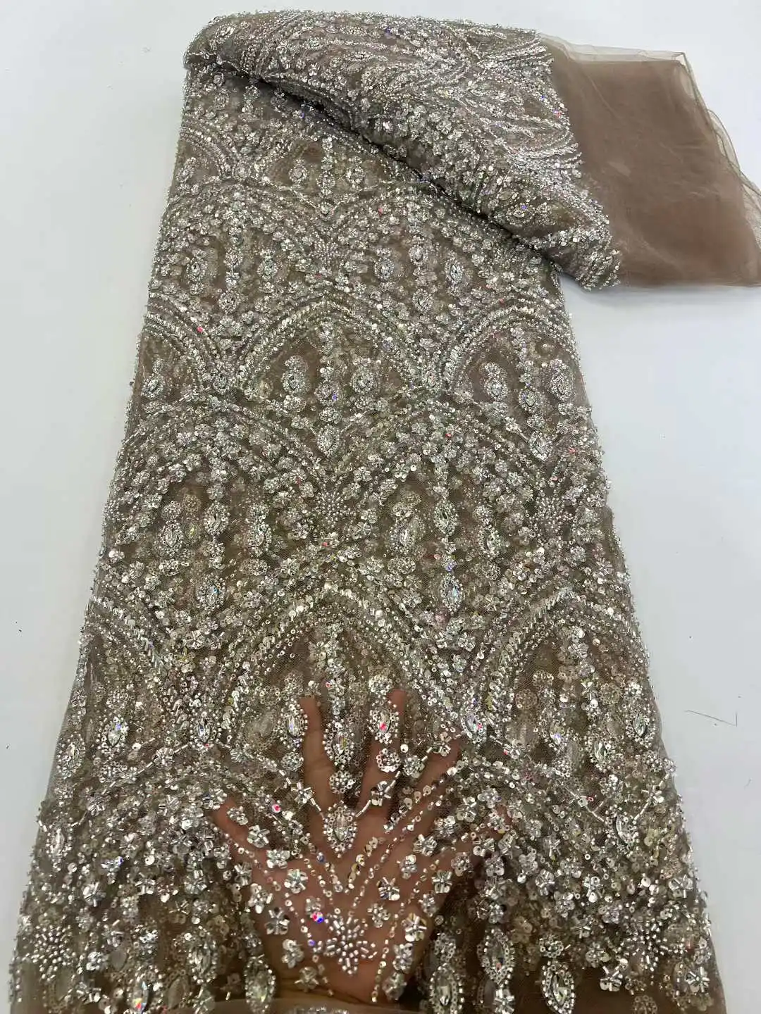 

Африканский бисер 3d кружевная ткань 2026 Высокое качество французский 3D цветок блестки вышивка бисером тюль кружевная ткань для вечерних платьев 3