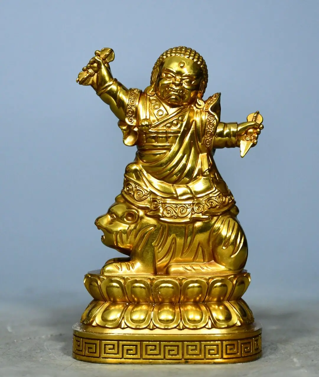 Tibetan brass gilt antique angry lotus station Buddha statue ornament home Buddhist hall incense case desktop supplies 10cm
