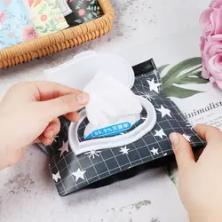 Useful Carrying Case Snap-Strap Baby Product Portable Tissue Box Cosmetic Pouch Wet Wipes Bag Stroller Accessories