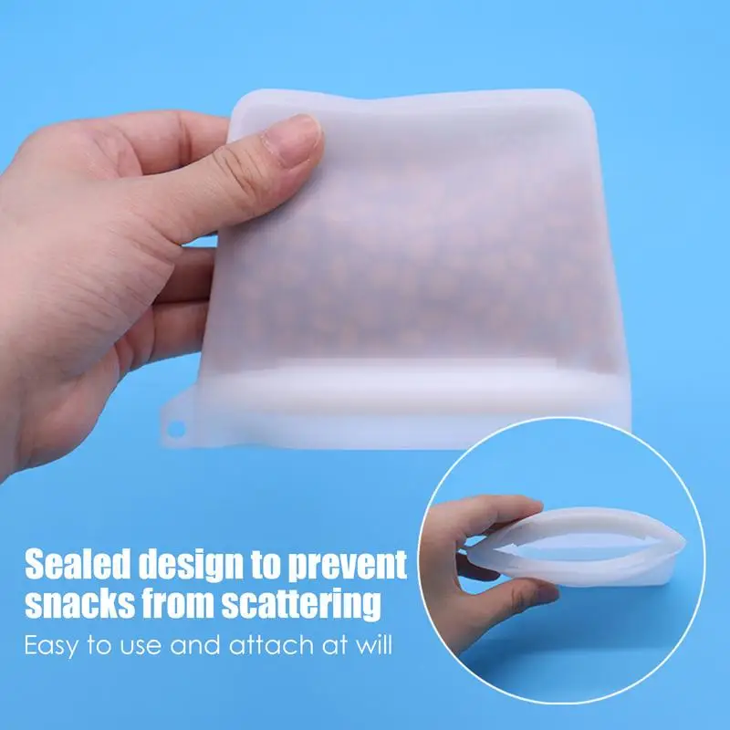 Pet Training Silicone Treat Pouch Dog Food Bag Waterproof Training Dog Cat Silicone Snack Bag Storage Pet Travel Outdoor Product