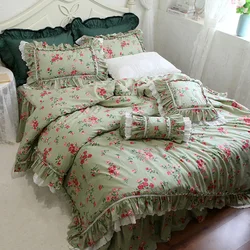Luxury Vintage Rose Printed Bedding Set Romantic Lace Ruffle Duvet Cover Set Bed Cover Set Home Bedroom Queen Bedding Sets