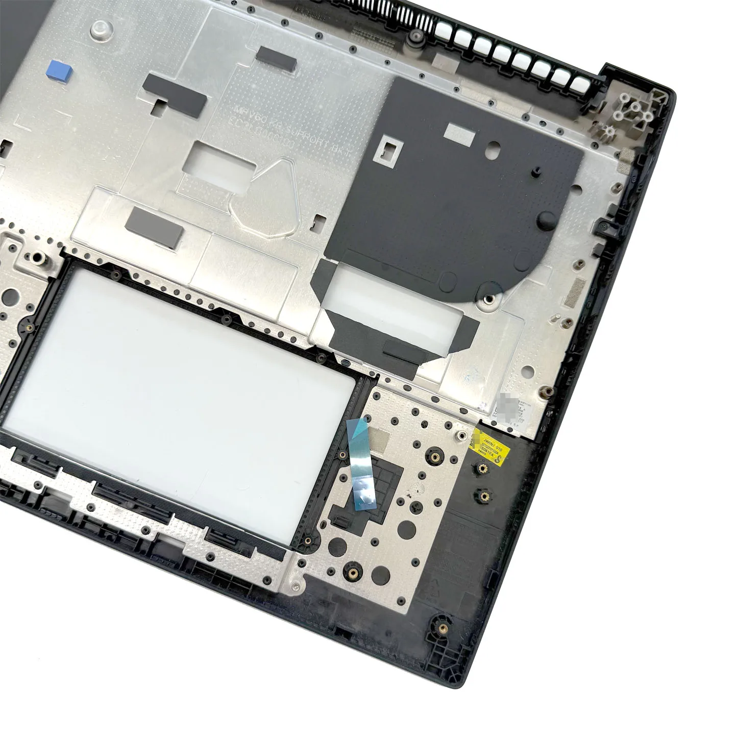 Immagine 7: Per ThinkPad P16V Gen3: Scocca C, Scocca Tastiera, Poggiapolsi, Cornice e Accessori per Laptop