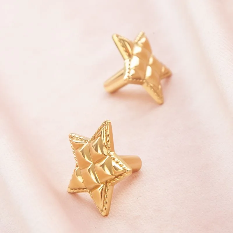 

Ретро-набор из 4 латунных глянцевых ручек-звезд для мебели: для ящиков, шкафов, гардеробов, комодов, винных шкафов