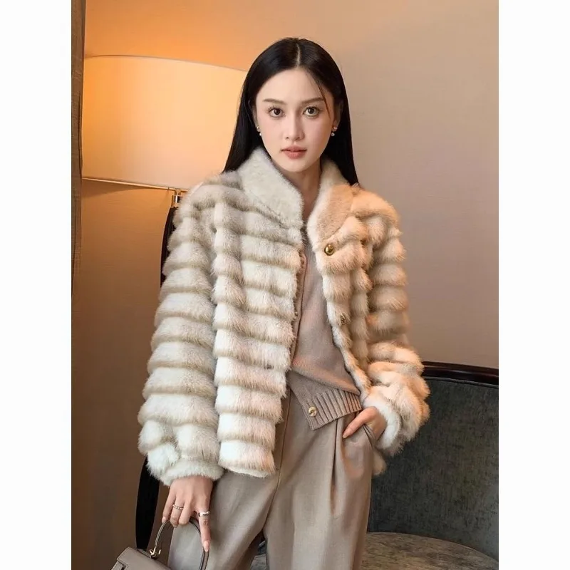 

Новое экологически чистое норковое фиолетовое норковое плюшевое пальто из искусственного меха, осень-зима, свободное короткое пальто с воротником-стойкой для женщин с высококачественным ощущением