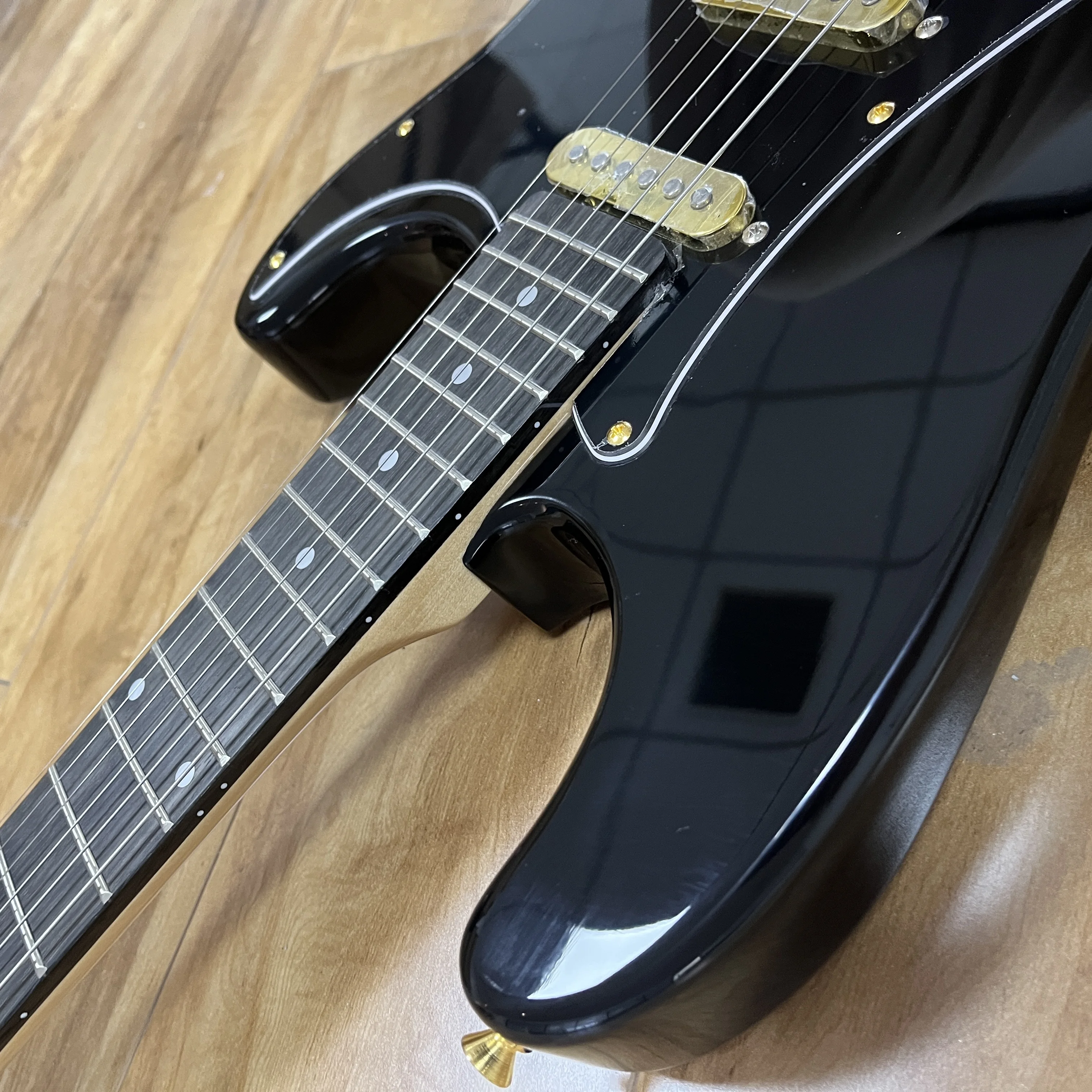 Black Electric Guitar Cherry Wood Body Gold Bridge Accessories  SSH Pickups 22 Frets 6 Strings, Rosewood Fingerboard. Theme Guitar Gift. US Warehouse Stock. Free Shipping. view 8