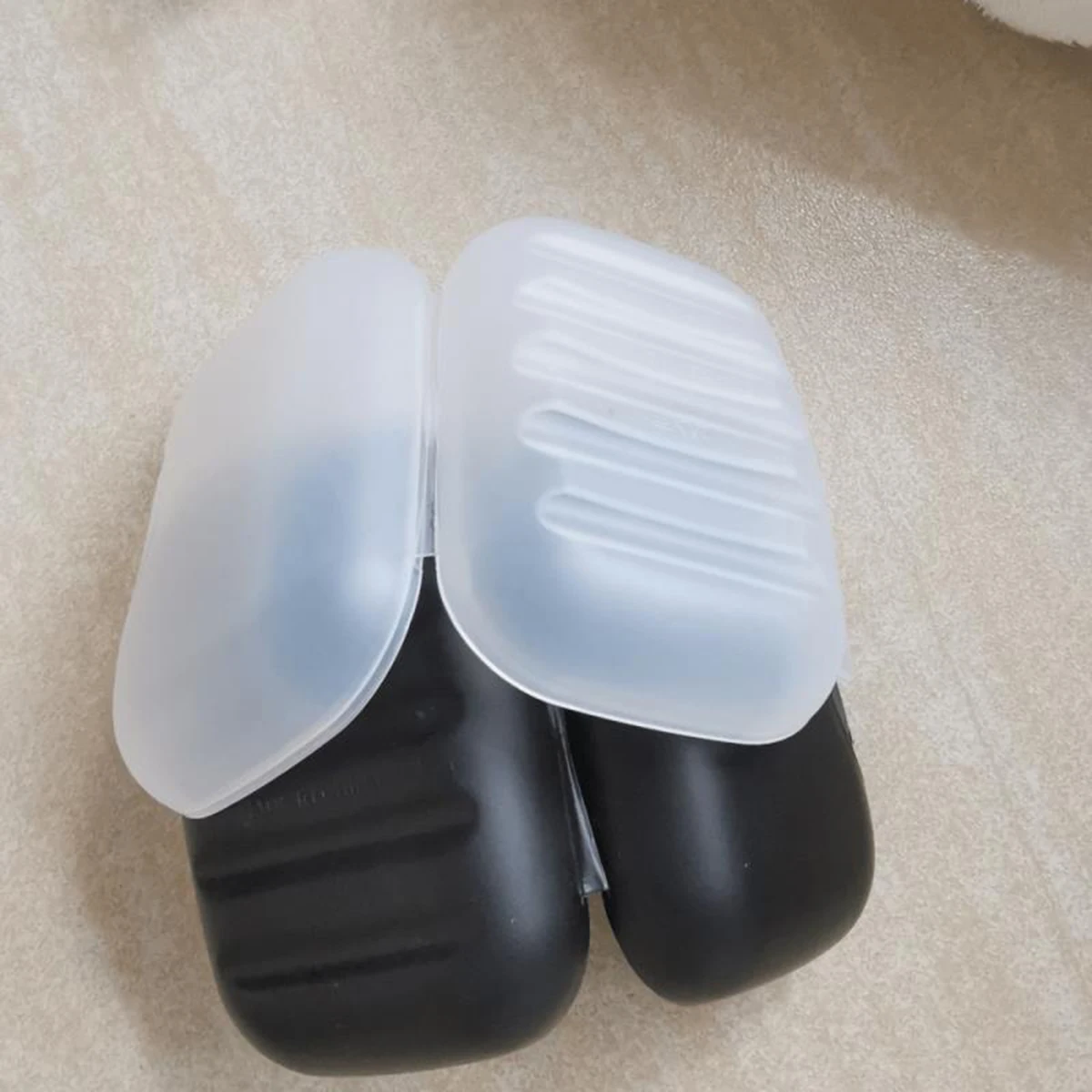 Portable Travel Soap Box black/white Waterproof Leak Proof Stylish Compact Easy To Carry Bathroom Storage Soap Box