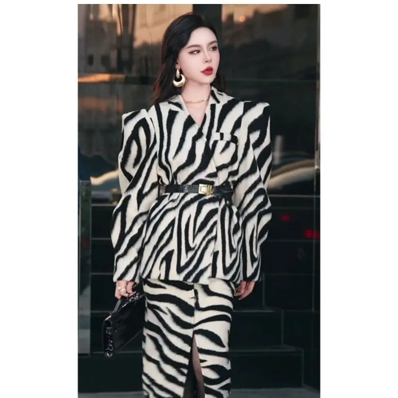 Popular Super Good-looking Temperament Suit Dress, Fashionable Ladylike Style Zebra Print Coat Top and Half Skirt Two-piece Set