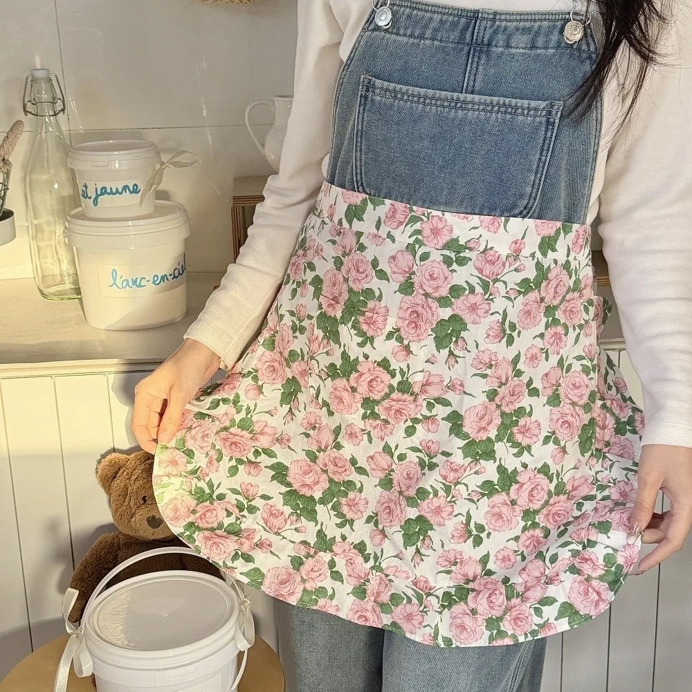 Durable Rose Flower Pattern Half Body Apron Anti Fouling with Pocket Work Apron Korean Style Cafe Apron For Waiter