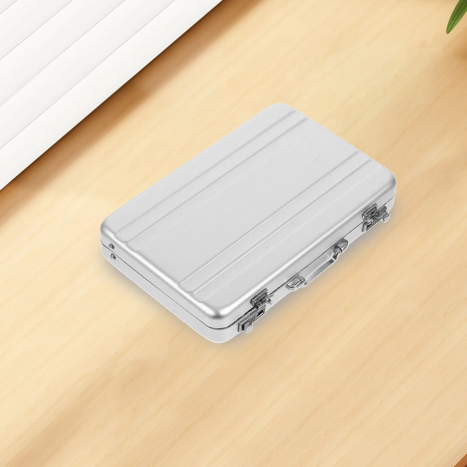 Business Card Storage Box Aluminum Alloy Compact Briefcase Style Cards Organizer Portable Business Cards Holder Desktop Office