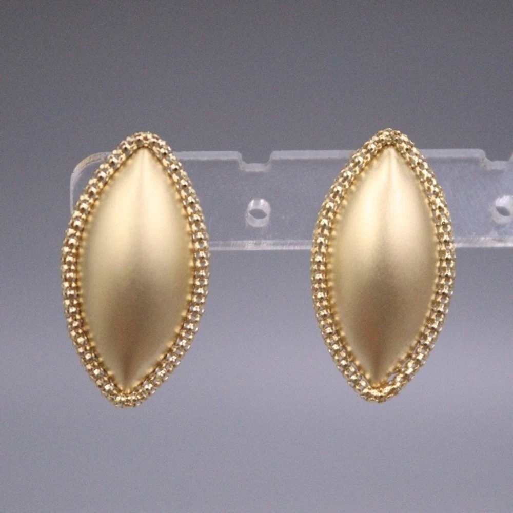 

Real Pure 18K Yellow Gold Stud Women Lucky Matte Eye Shape Earrings 3.05g