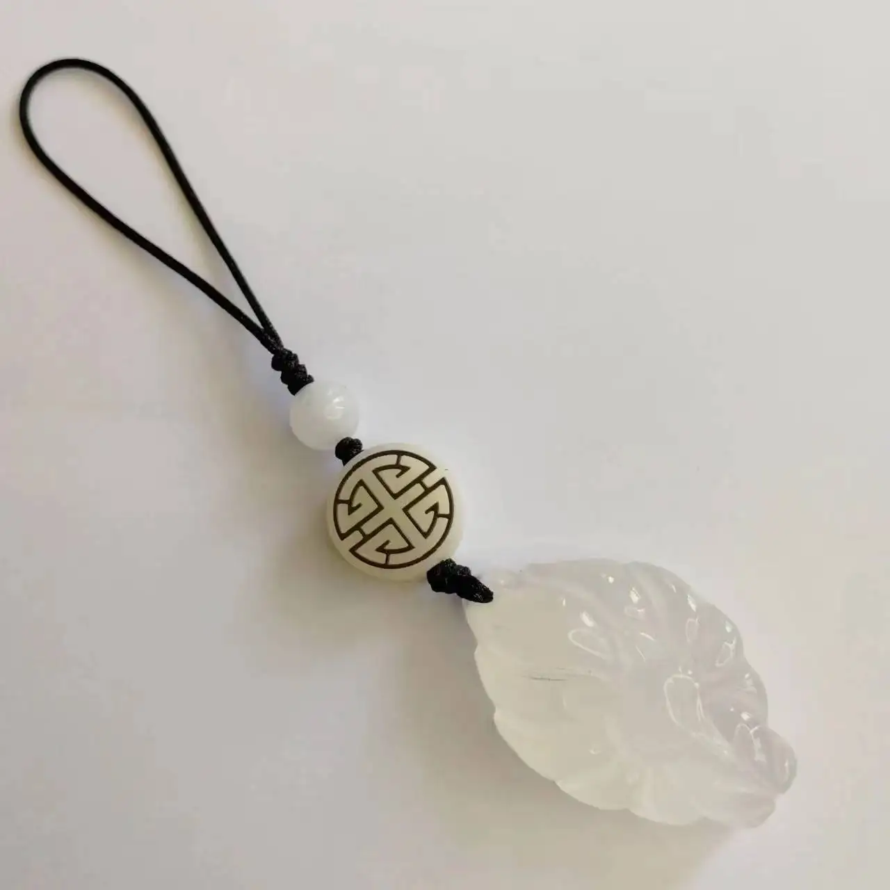 Natural Agate Chalcedony Little Nine-tailed Fox Chain Pendant Phone Chain Telephone Lanyard Cellphone Hanging Rope Women Jewelry