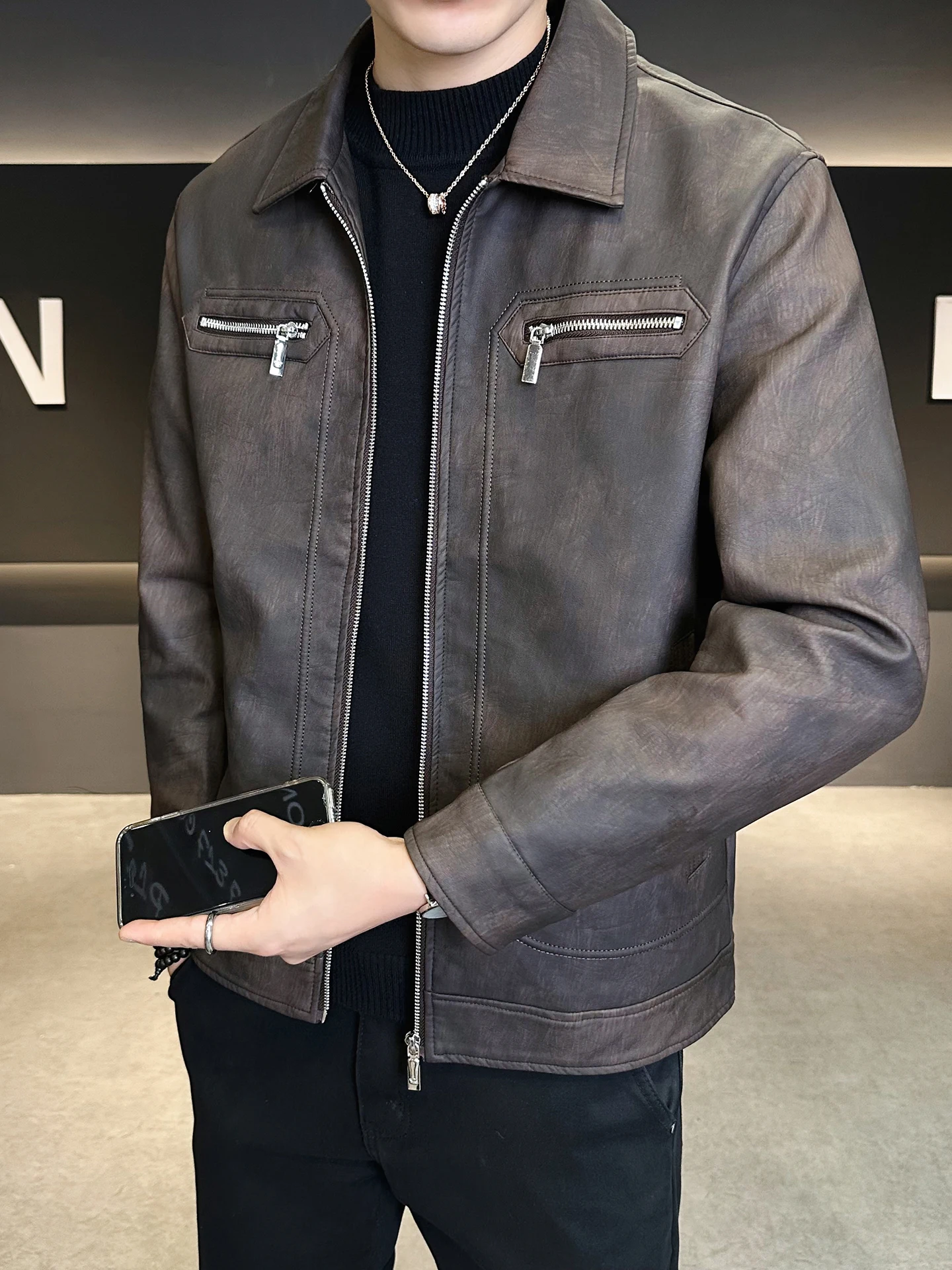 

Men's Casual Leather Jaet Autumn 2025 New Trendy Brand Versatile Lapel High-End Feel Casual Spring Autumn Men's Outerwear