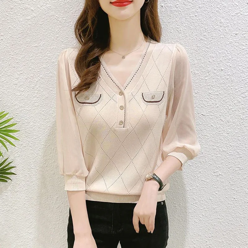 

New Spring Fashion Ice Silk Sleeves Fashion Small Fragrance V-neck 7/4 Sleeve Foreign Style Versatile Slim Women's Knitted Top