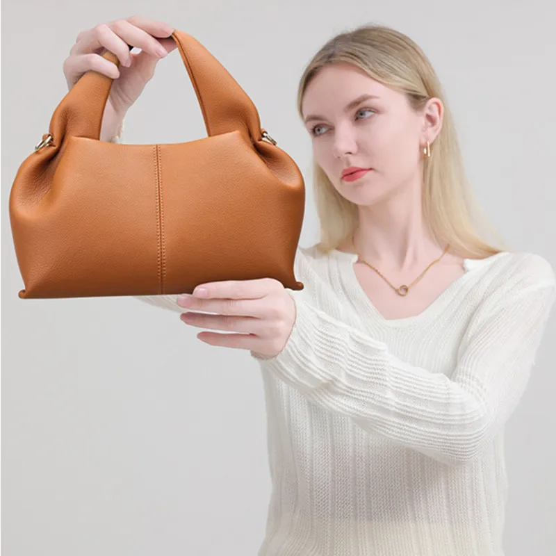 

2024 Luxury New Design Women Fashion Clouds Handbag Ladies Retro Crossbody Shoulder Bag French Niche Pure Colour Tote Bags
