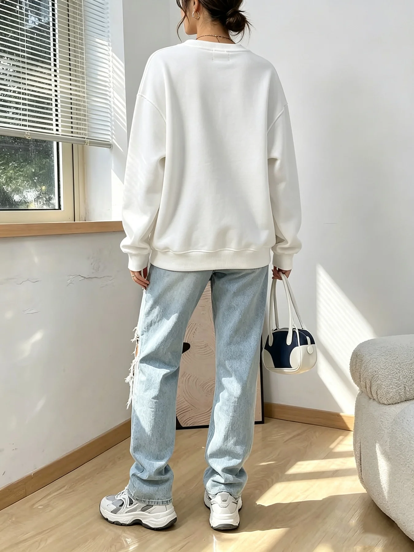 Women's round Neck Long Sleeve Hoodie Casual Comfortable Printed Top Figure & Letter Design