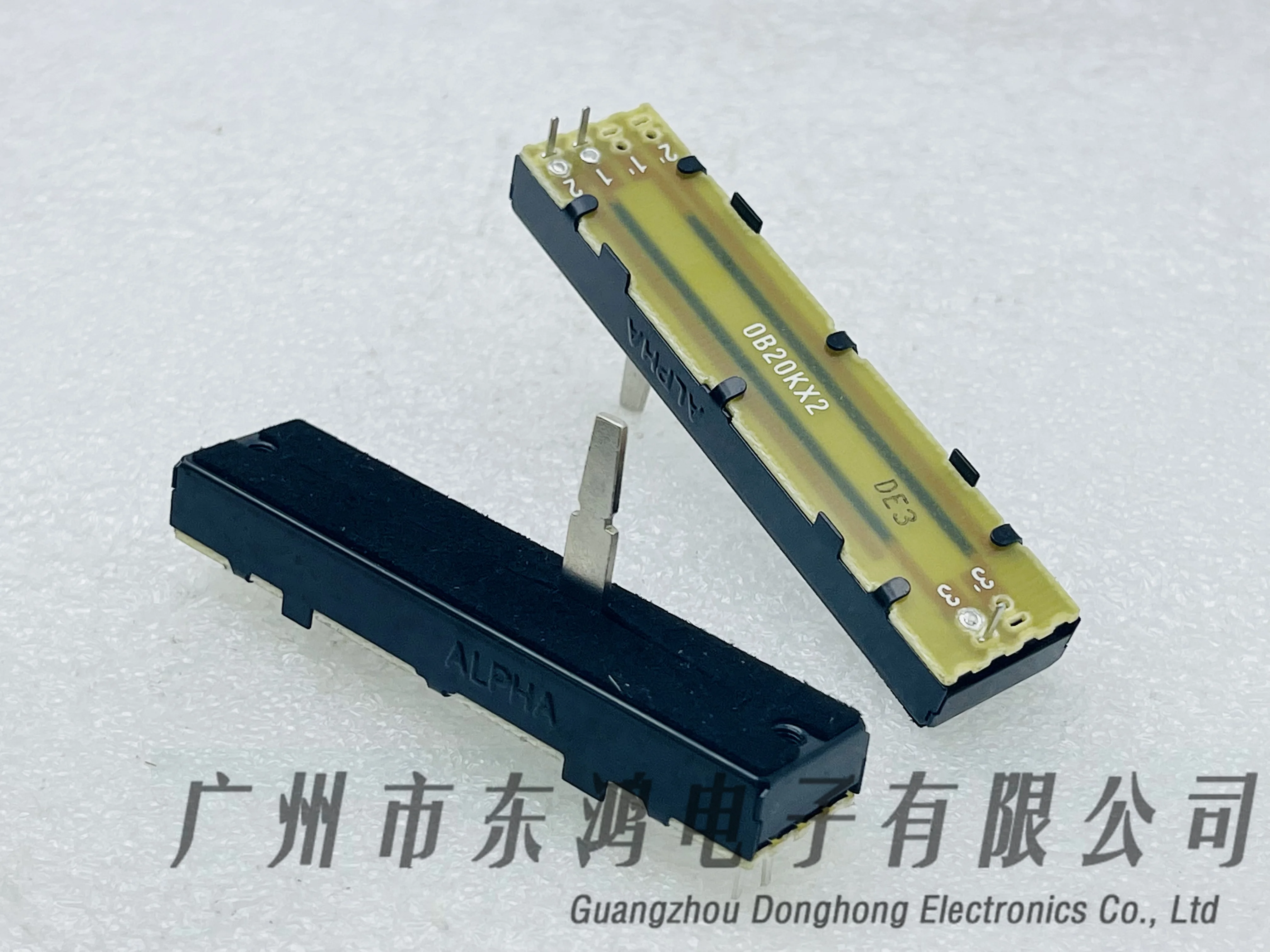 1pcs Alpha inner foot 72mm straight slide track type RA45D single slide potentiometer B20k×1 axis length 20mm