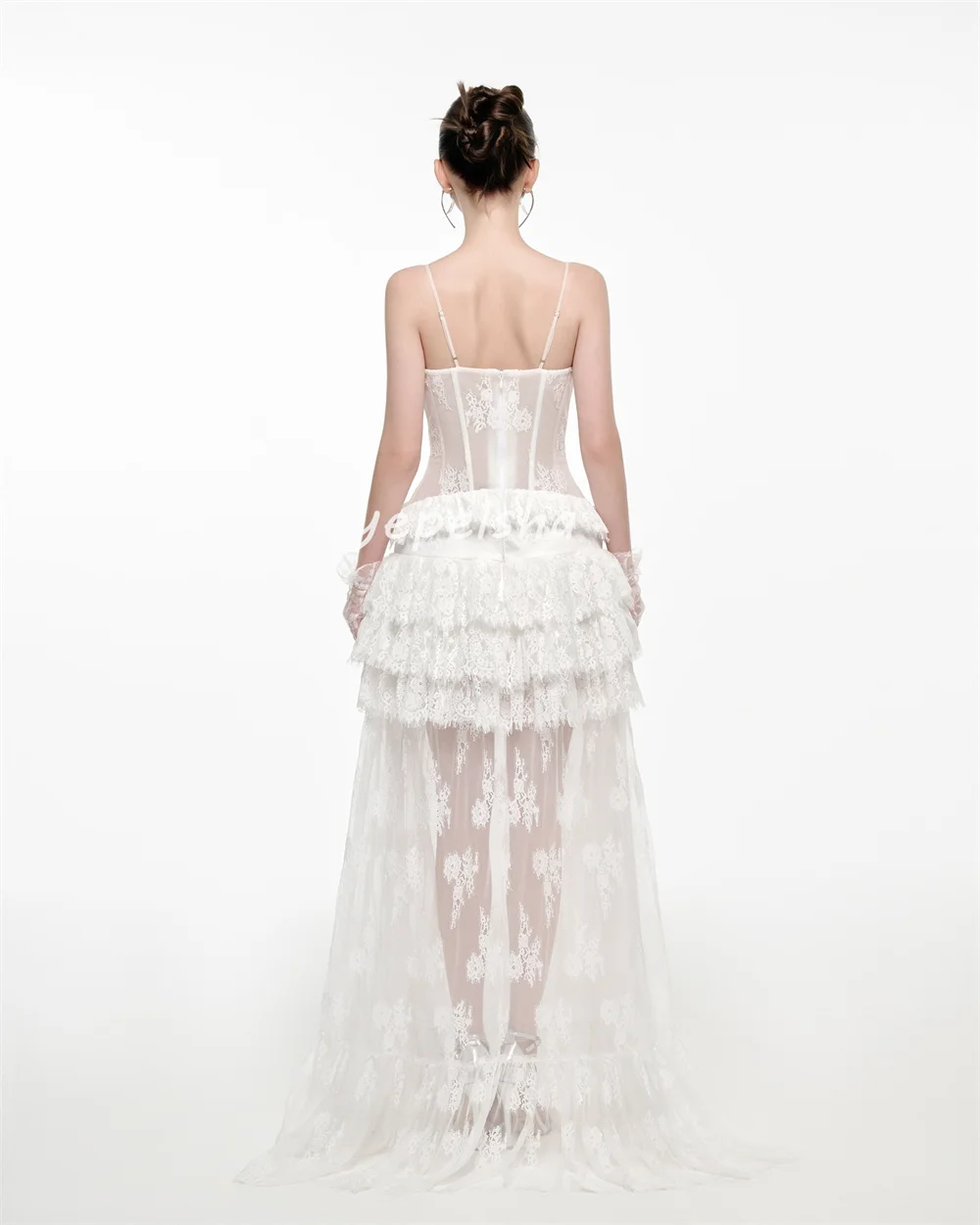 Abiti lunghi con scollo a V a strati increspati con pieghe in pizzo moda sexy personalizzati Abiti da cerimonia su misura Squisito ed elegante formale