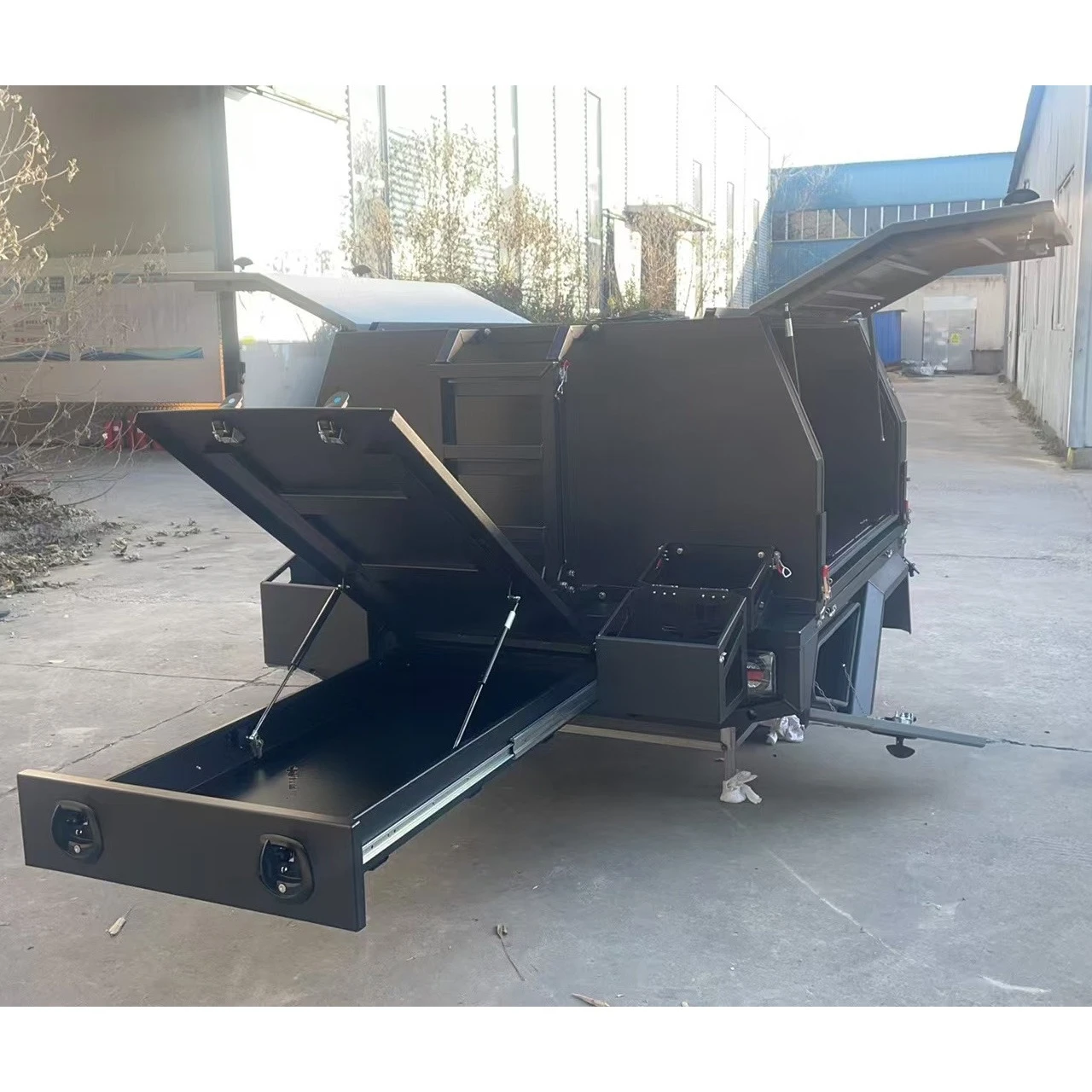 Ute Canopy and Tray for Camping Aluminium Tool Box and Roof Rack Tub Canopy with Water tank