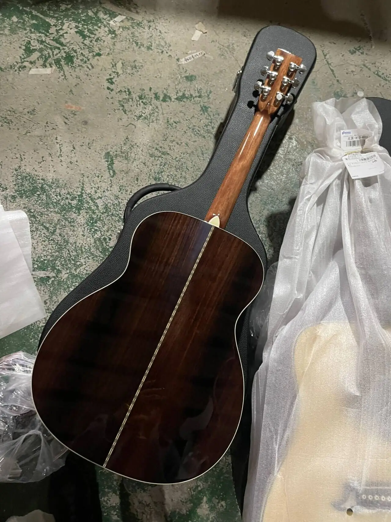 China guitar factory custom new solid Spruce top natural acoustic Guitar D type 28 model 41