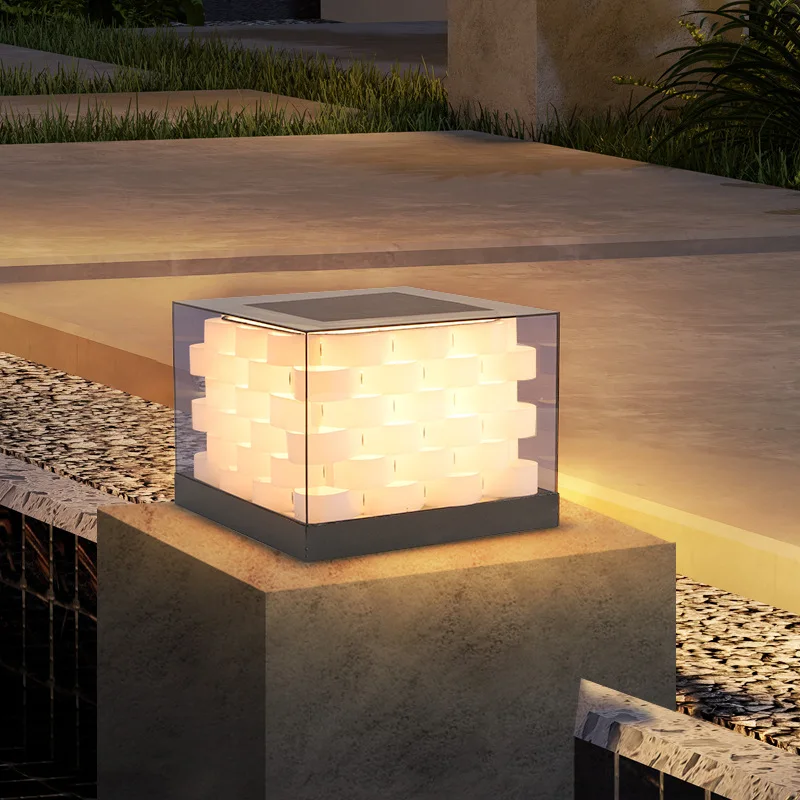 Solar stigma lamp Outdoor garden door pillar lamp