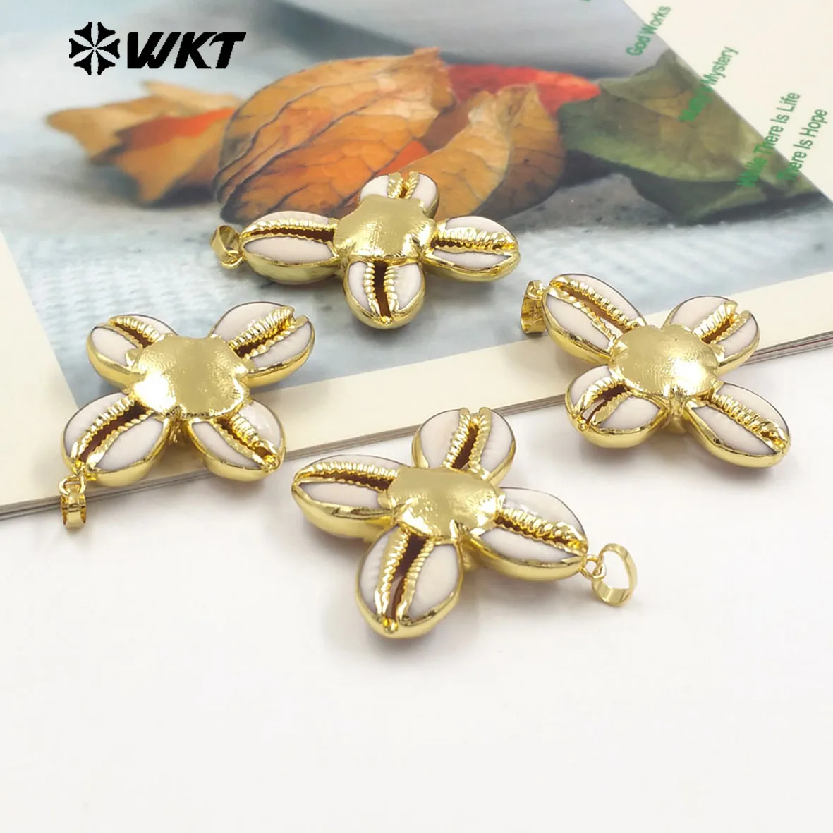 

Оптовая продажа, индивидуальный заказ: подвеска в форме полой лепестковой раковины, покрытая 18-каратным золотом, может быть использована для изготовления ожерелья, женские украшения, идеально подходит для подарка.