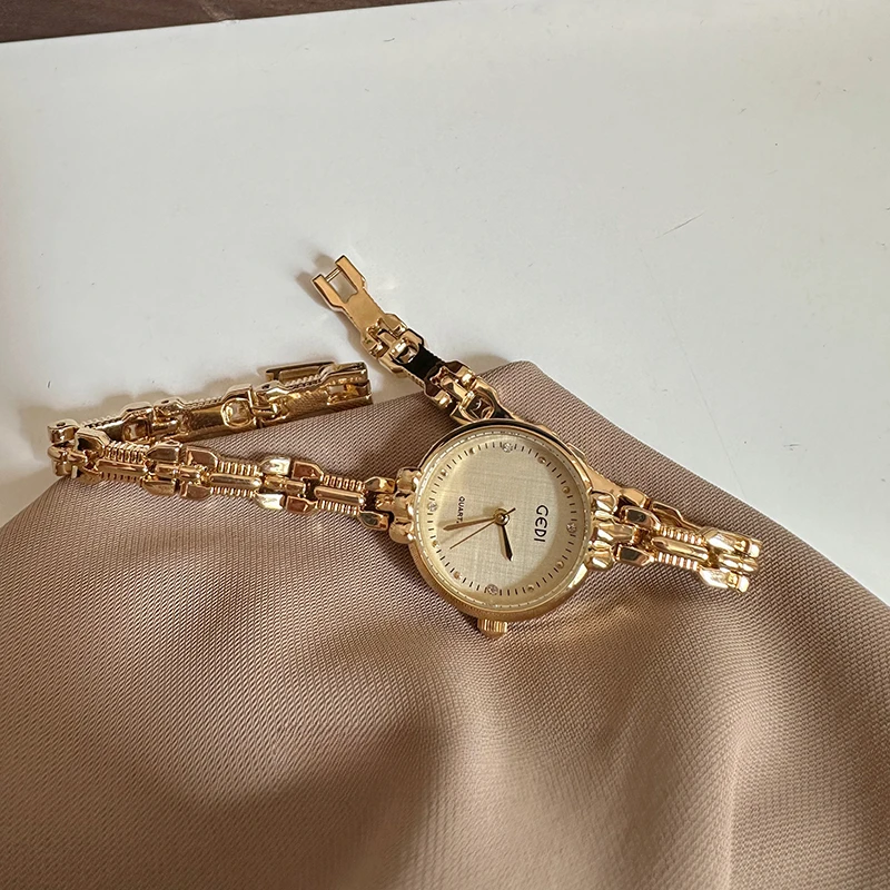 2024 New Women\'s Watch Vintage Quartz Watch Stee! Case Gold Plated Watch Luxury and High end Lover Gift Bracelet Clock