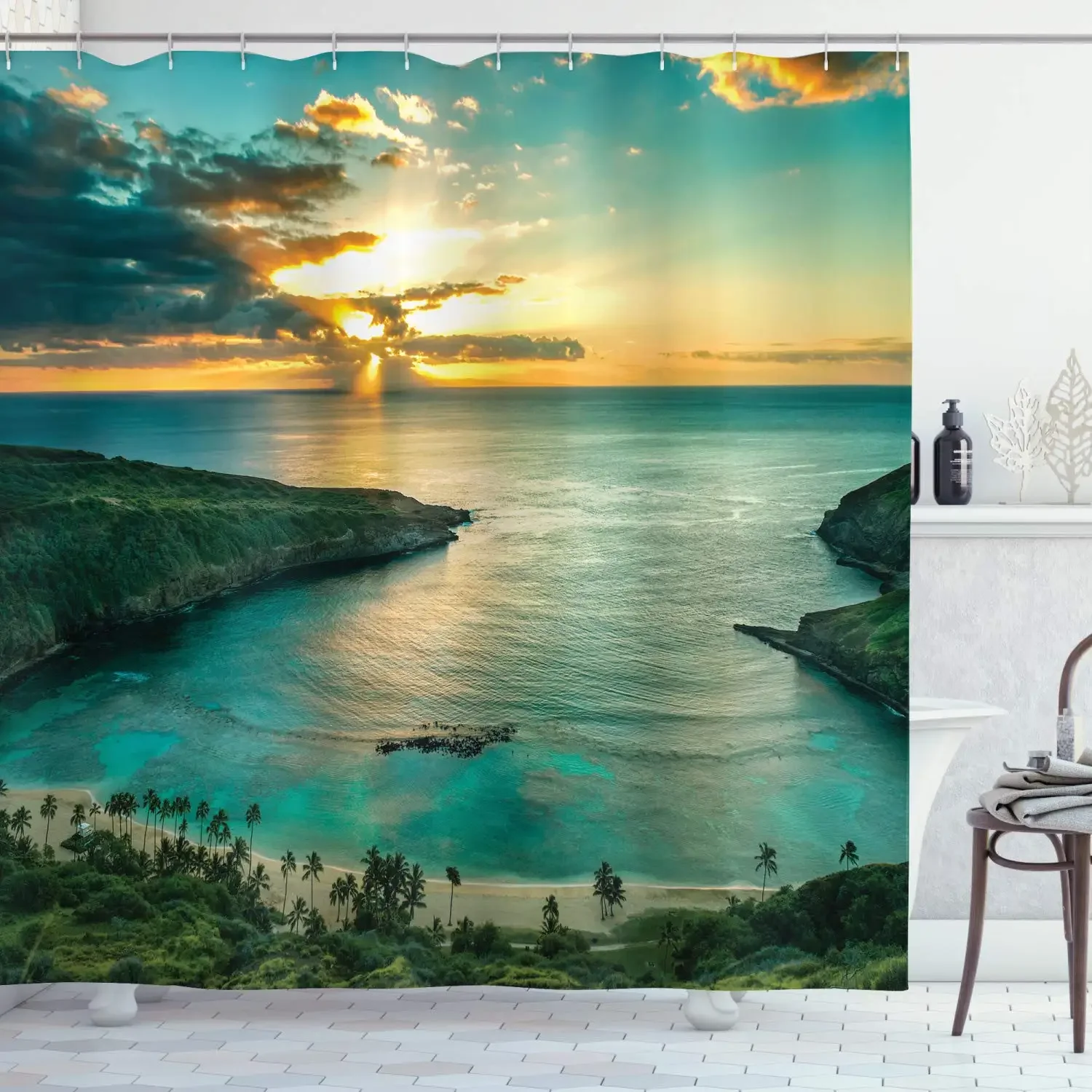 Cortina de ducha hawaiana, amanecer sobre Hanauma Bay Oahu Hawaii vigas del sol a través de nubes Shoreline juego de decoración de baño con ganchos