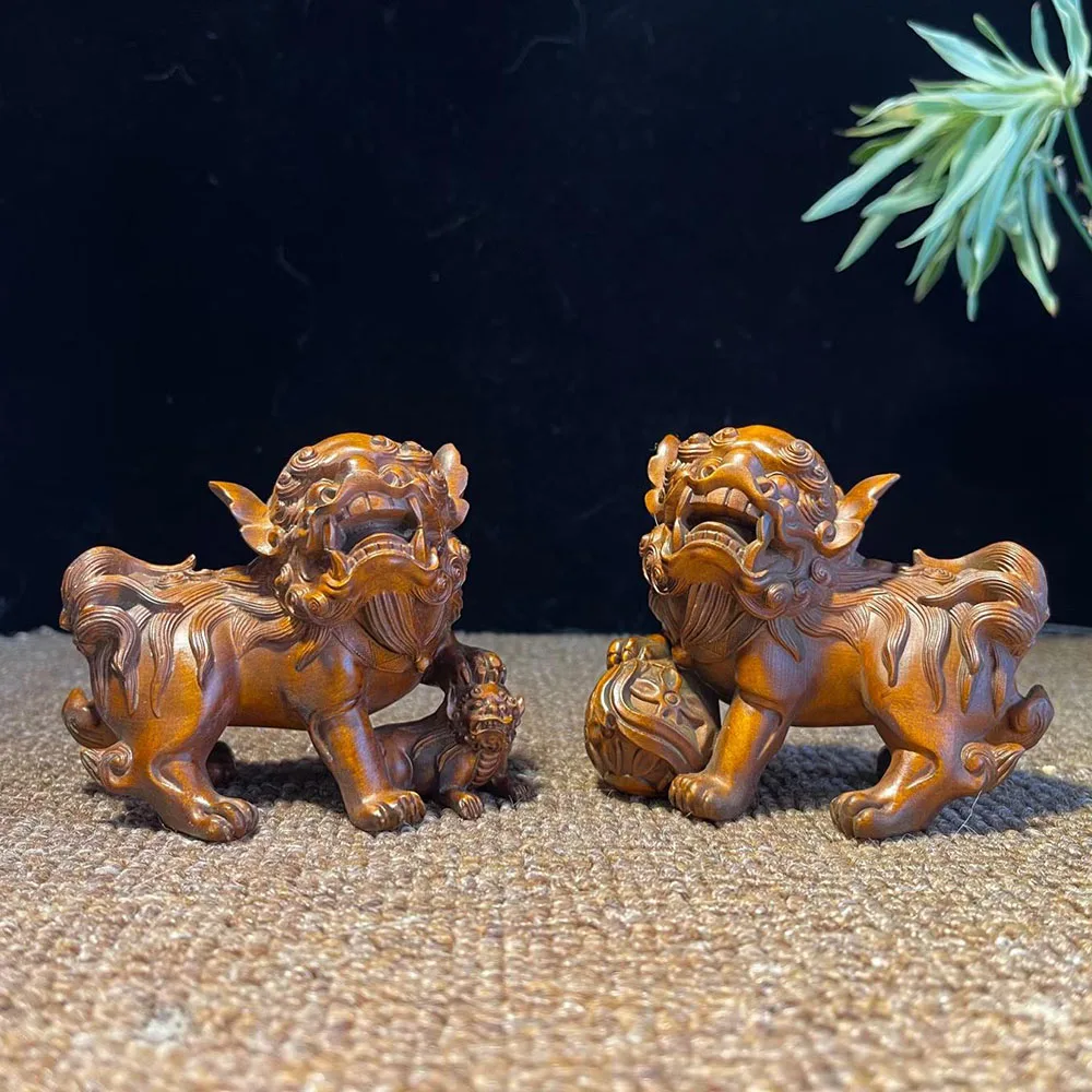 BY256 - 9 X 8 x 5 CM Boxwood Carved Figurine Statue : Foo Dog Lion Pair