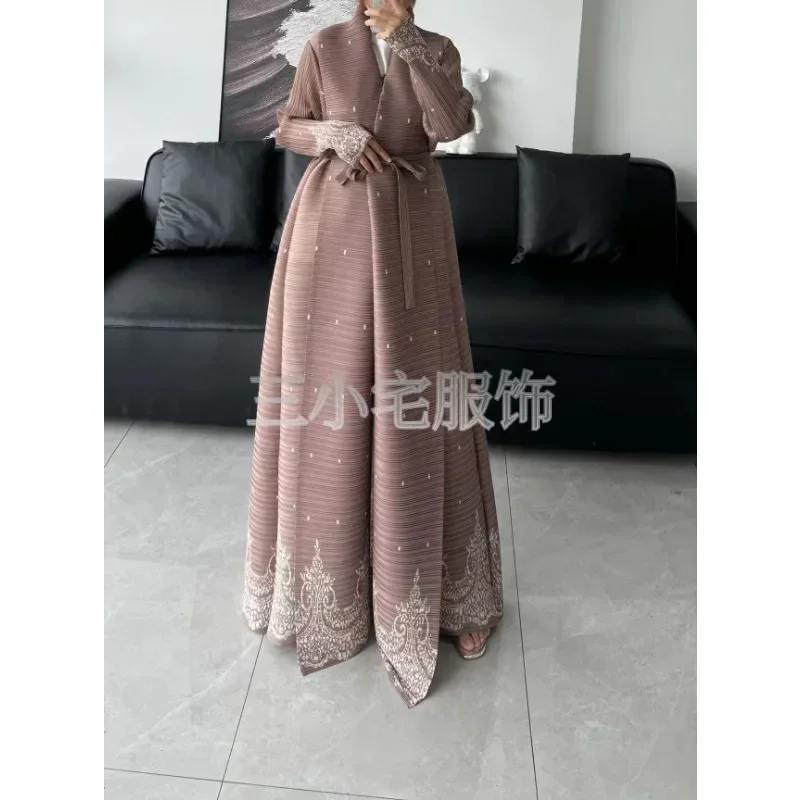 Autumn and Winter New Abaya Fashion Lapel Pleated Long Sleeved Cardigan Windbreaker Jacket Saudi Abayas for Women