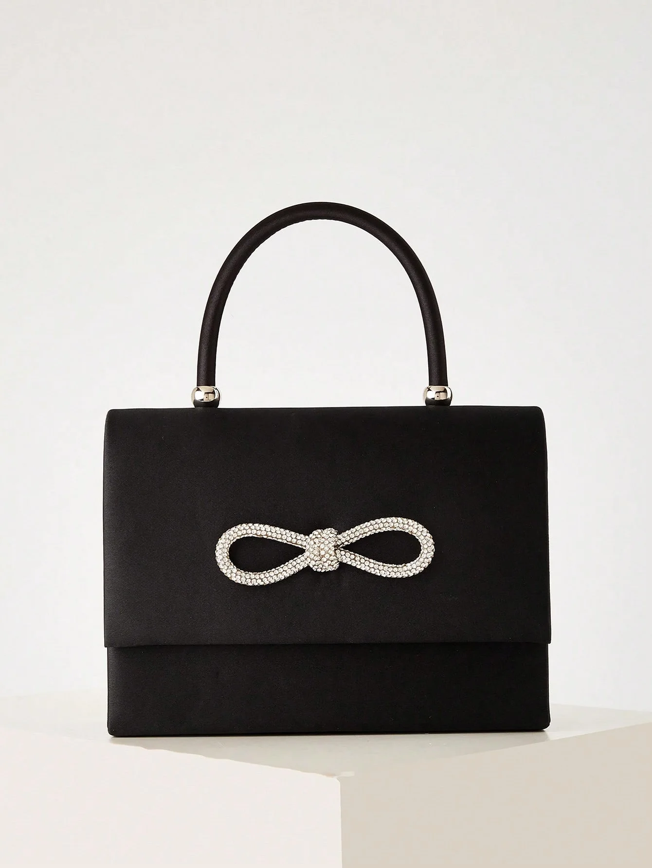 حقيبة يد رومانسية وفاخرة ذات سعة كبيرة بعقدة على شكل فيونكة، مناسبة للسفر النسائي، والتنقل، وحضر الولائم والحفلات. #3