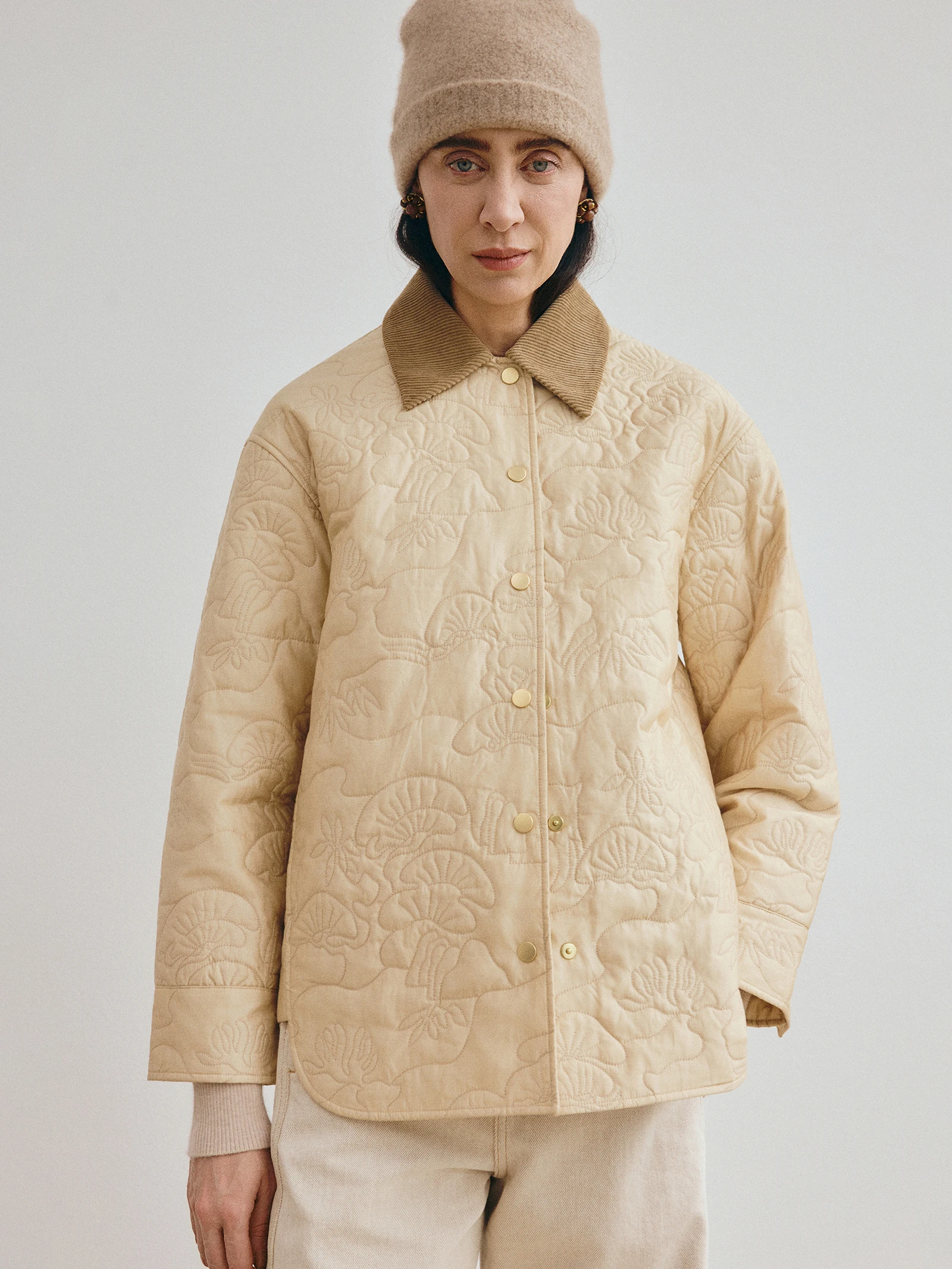 

Artistic Vintage Feel Mountain Deer Chase le Camel Wool Cotton Jaet Corduroy Collar Sewn Outerwear Simple Loose Fit Wome...