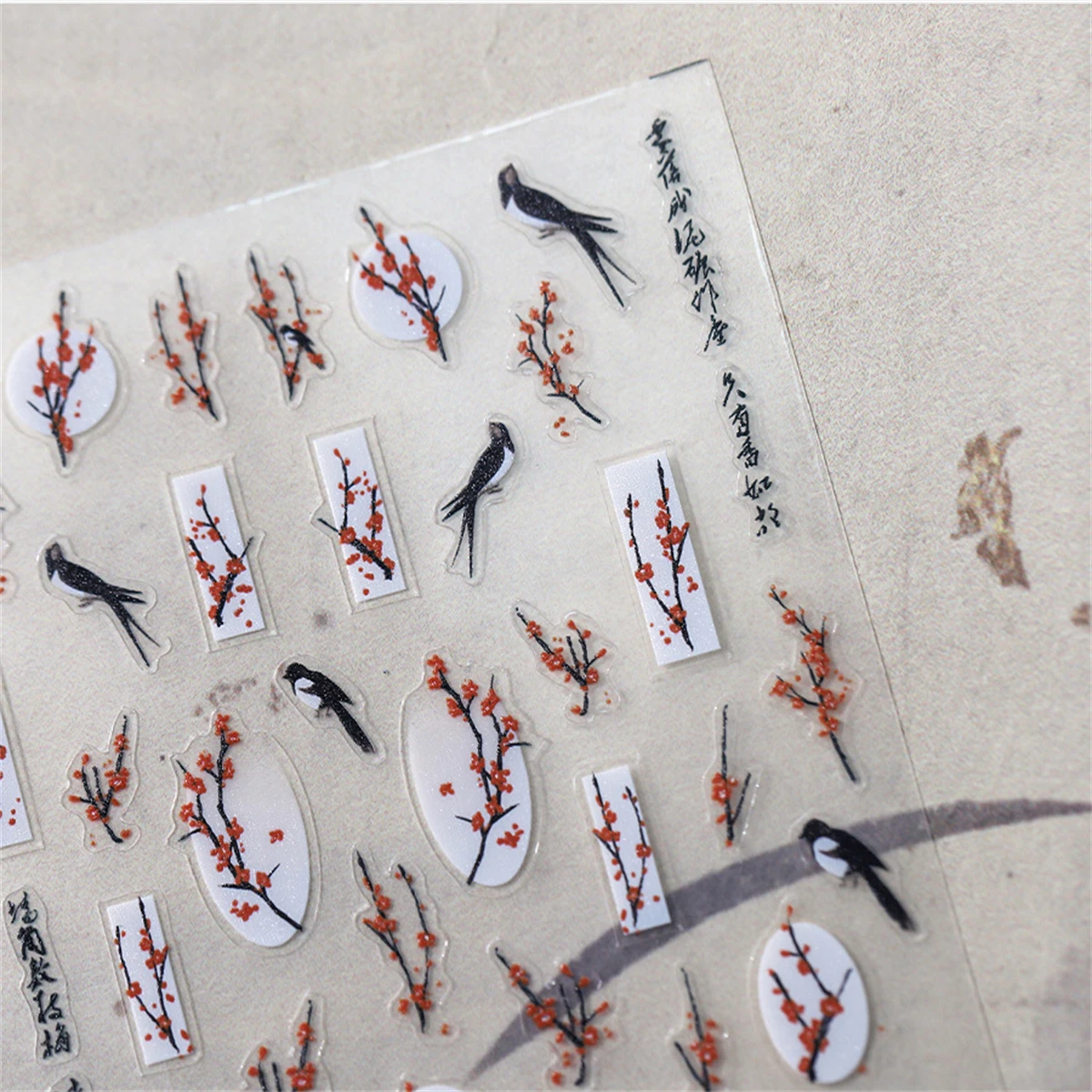 1 stücke Vintage chinesische alte Poesie rote weiße Pflaumen blüte Elster 3d selbst klebende Nagel kunst Aufkleber Retro Maniküre Werkzeug Aufkleber