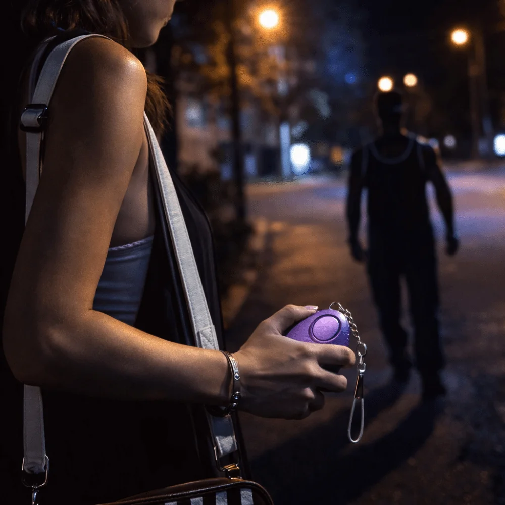 

Portable Loud Siren Personal Alarm Egg-shaped LED Flashlight Emergency Alarm 130dB Sound Safety Alarm Lone Workers