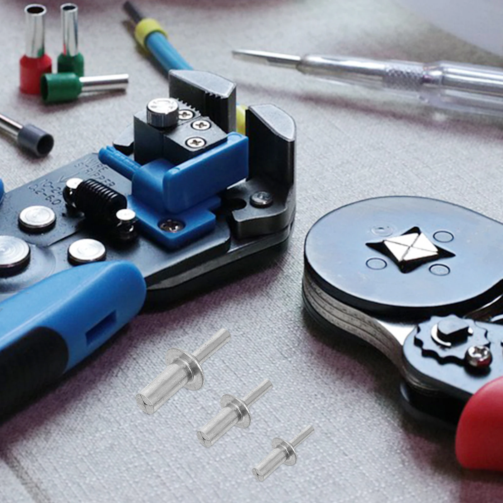 Zestaw nitów z rdzeniem aluminiowym 130 szt., nitonakrętki z łbem do lutowania, technologia nitowania, ulepszony mechanizm rozprężny do użytku domowego.