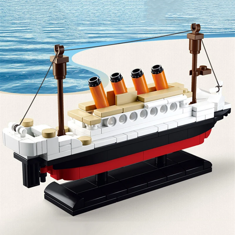 

Titanic Model Building Blocks DIY Ship Cruise Ship Doll Model Assembled Brick Home Table Ornaments Kids Toys Friends Gifts