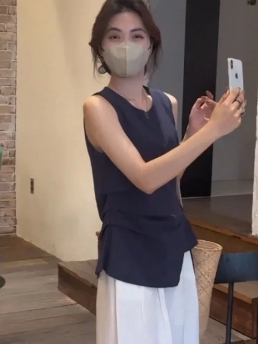 

Гонконгский женский жилет Svel round Ne irt Design Sense с поясом и поясом, новинка 2023 года, летняя мода